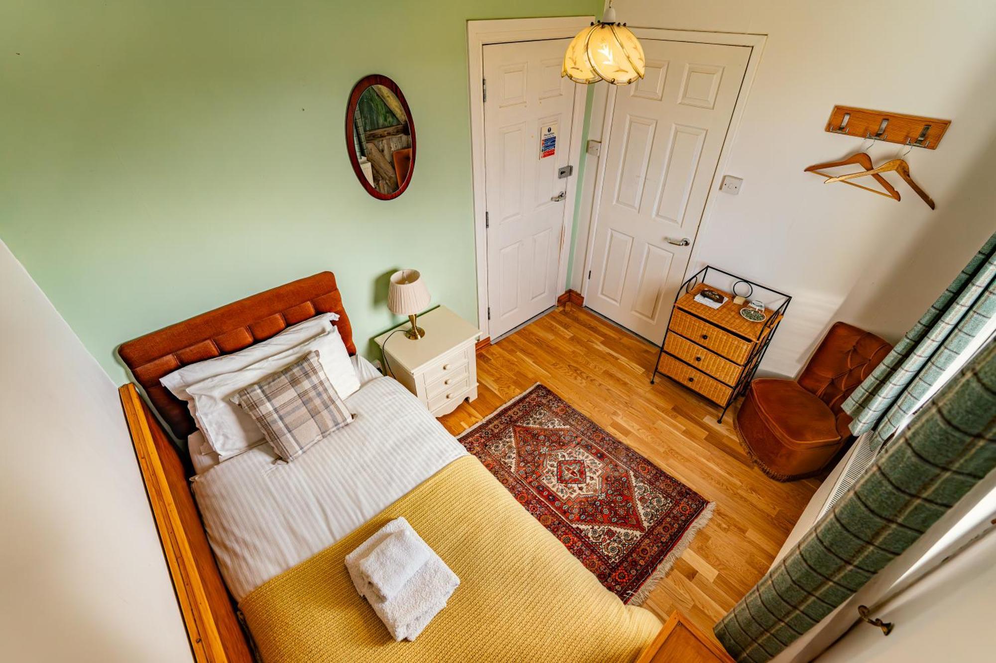 Garvault House Hotel Kinbrace Стая снимка