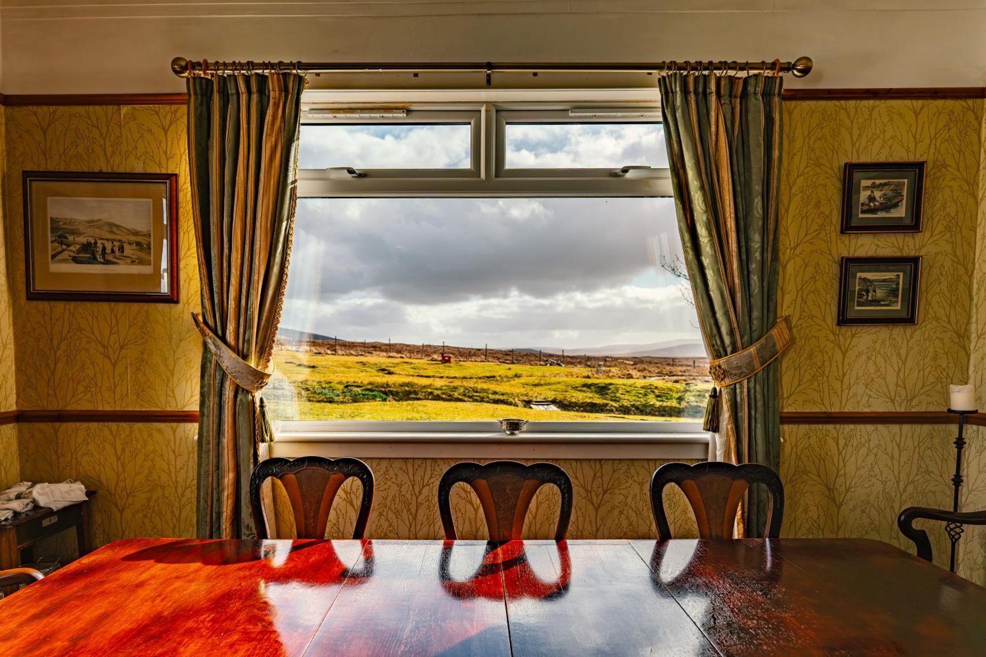 Garvault House Hotel Kinbrace Екстериор снимка