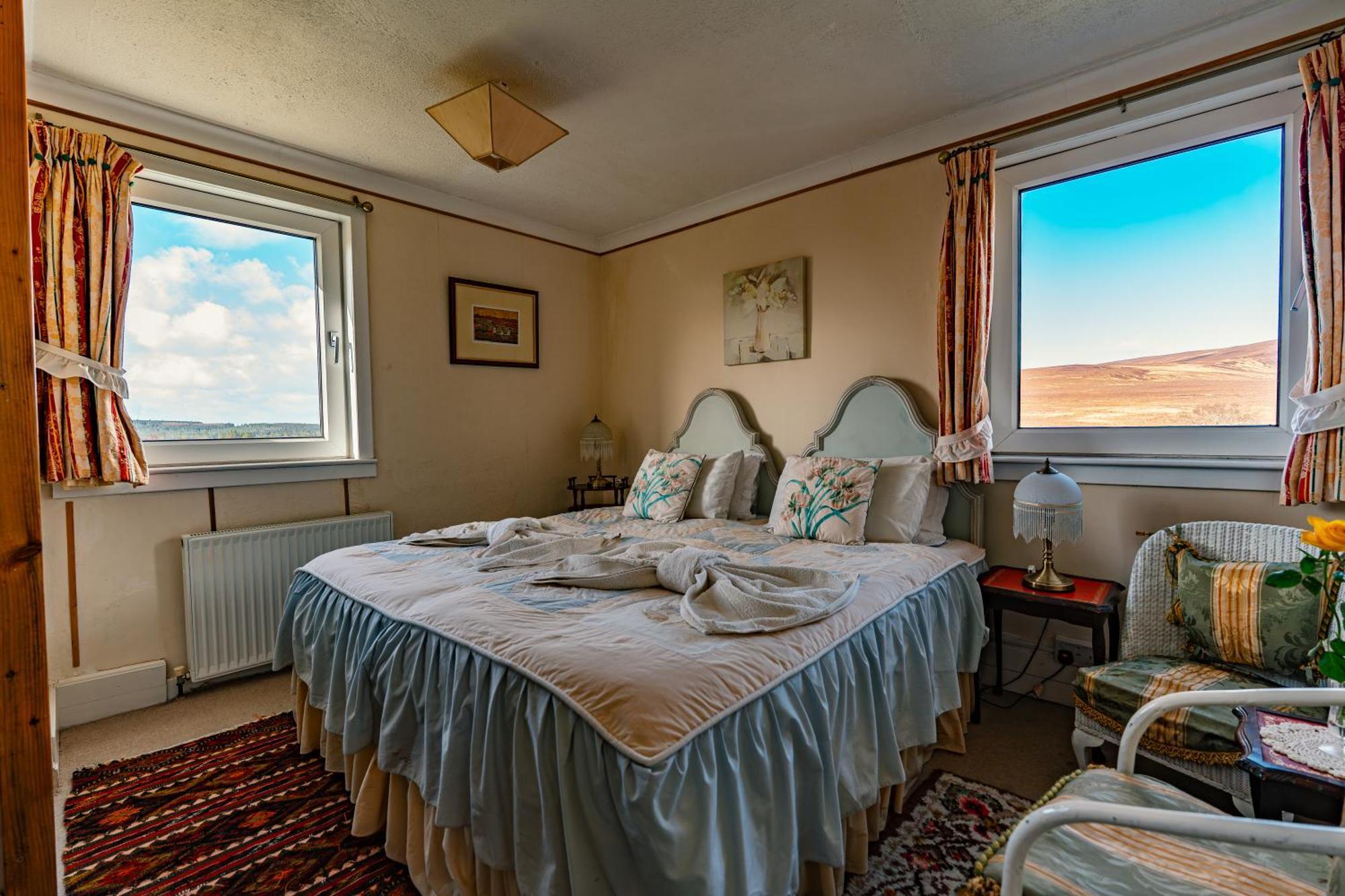 Garvault House Hotel Kinbrace Стая снимка