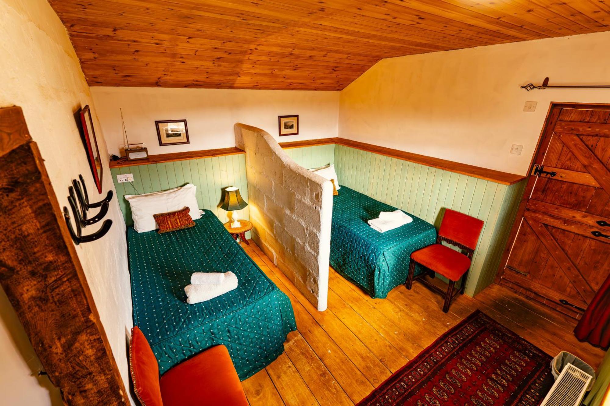 Garvault House Hotel Kinbrace Стая снимка
